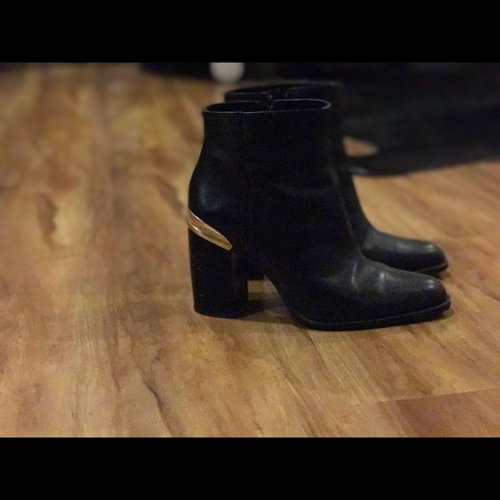 Zara Black Leather Ankle Heeled Boots with Gold Accent